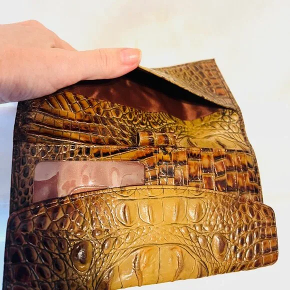 Brahmin Colette Croc Embossed Melbourne Leather-Vintage-Tri Fold Wallet/CheckBk - Picture 7 of 14